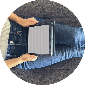 清潔かつ静かな待合室でお待ちいただく間も退屈させません